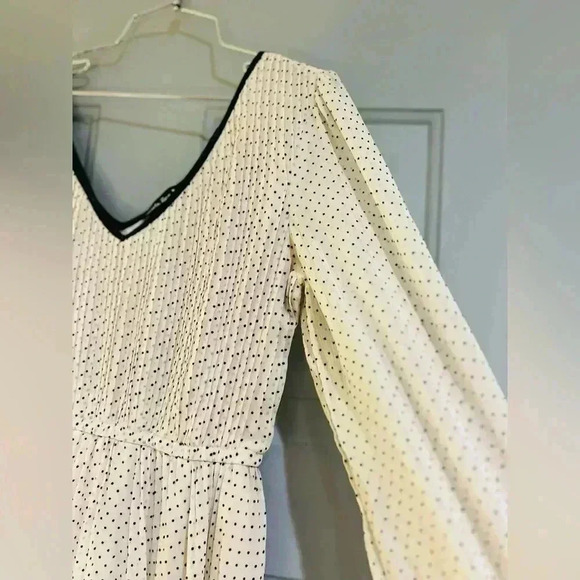 Double zero women’s dress size medium Elegant look has No belt included 👈🏻 - Picture 6 of 13